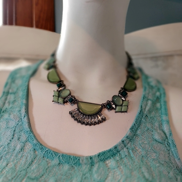 Lea Sophia glacial retired necklace adjustable bib 16-19" - Picture 2 of 8